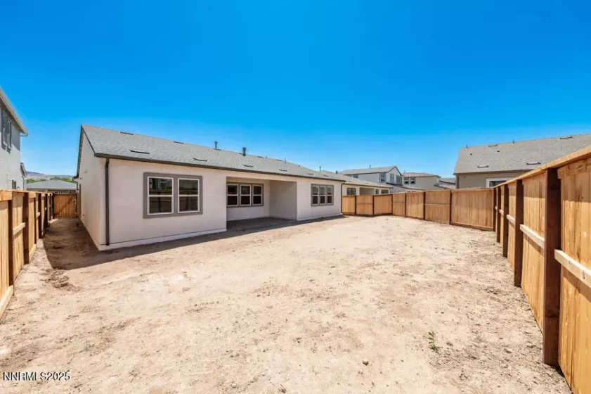 7525 Carpathia, Sparks, Nevada 89436, 4 Bedrooms Bedrooms, ,3 BathroomsBathrooms,Residential,Residential,Carpathia,240014727