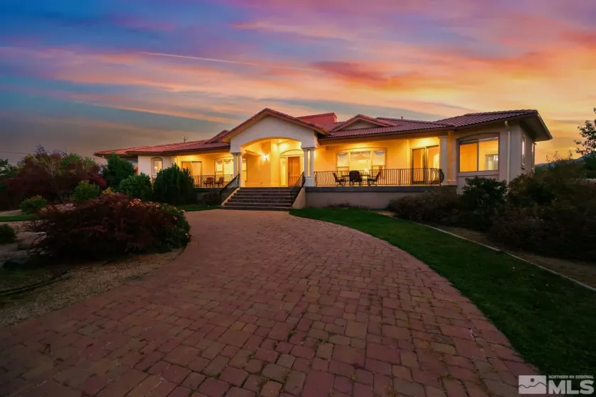 1850 Foothill, Reno, Nevada 89511, 5 Bedrooms Bedrooms, ,4 BathroomsBathrooms,Residential,Residential,Foothill,240014598