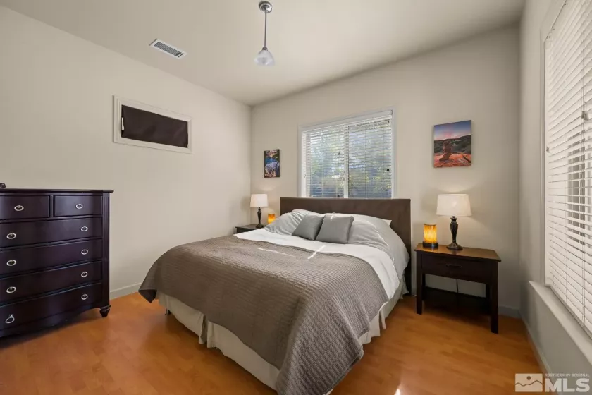 1850 Foothill, Reno, Nevada 89511, 5 Bedrooms Bedrooms, ,4 BathroomsBathrooms,Residential,Residential,Foothill,240014598