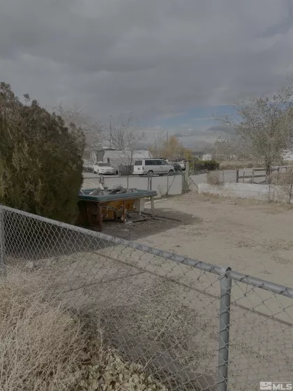 65 Whiteface, Yerington, Nevada 89447, 2 Bedrooms Bedrooms, ,1 BathroomBathrooms,Residential,Residential,Whiteface,240014555