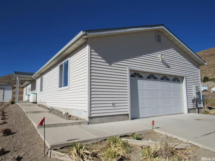 203 Willie, Dayton, Nevada 89403, 3 Bedrooms Bedrooms, ,2 BathroomsBathrooms,Residential,Residential,Willie,240014223