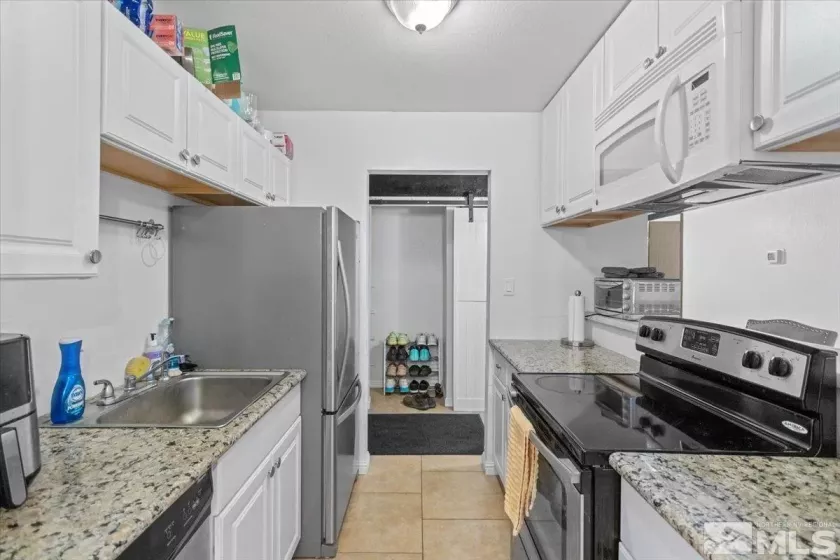 1000 Beck, Reno, Nevada 89509, 2 Bedrooms Bedrooms, ,2 BathroomsBathrooms,Residential,Residential,Beck,240014117