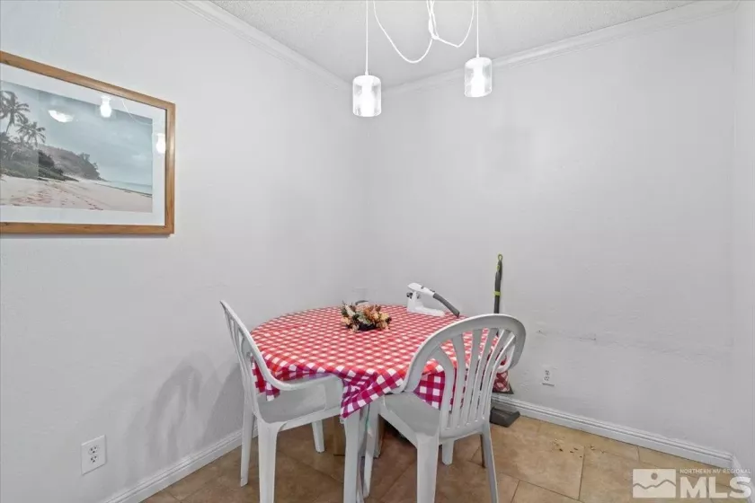 1000 Beck, Reno, Nevada 89509, 2 Bedrooms Bedrooms, ,2 BathroomsBathrooms,Residential,Residential,Beck,240014117