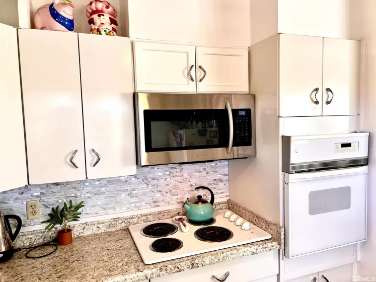 1945 4th, Sparks, Nevada 89431, 2 Bedrooms Bedrooms, ,1 BathroomBathrooms,Residential,Residential,4th,240013763