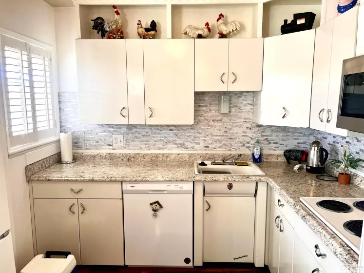 1945 4th, Sparks, Nevada 89431, 2 Bedrooms Bedrooms, ,1 BathroomBathrooms,Residential,Residential,4th,240013763