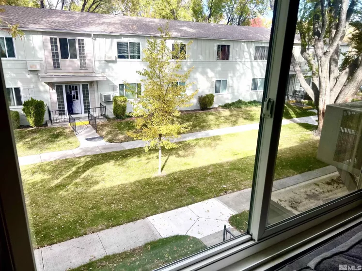 1945 4th, Sparks, Nevada 89431, 2 Bedrooms Bedrooms, ,1 BathroomBathrooms,Residential,Residential,4th,240013763