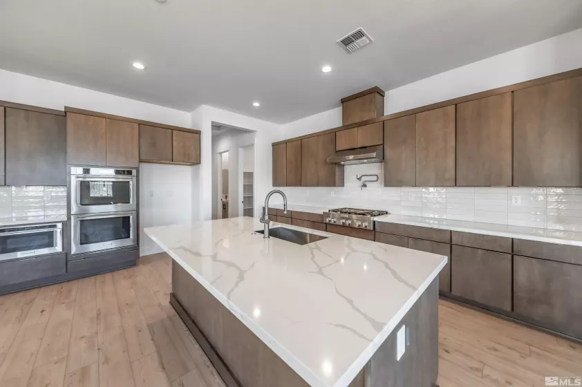 11565 Vinegar Peak, Sparks, Nevada 89441, 4 Bedrooms Bedrooms, ,4 BathroomsBathrooms,Residential,Residential,Vinegar Peak,240013620