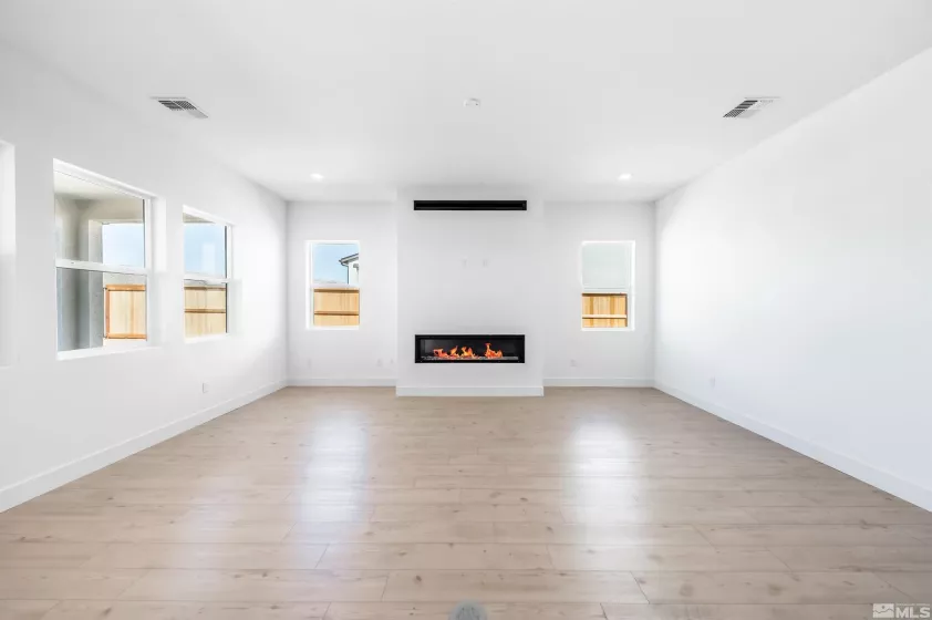 11565 Vinegar Peak, Sparks, Nevada 89441, 4 Bedrooms Bedrooms, ,4 BathroomsBathrooms,Residential,Residential,Vinegar Peak,240013620