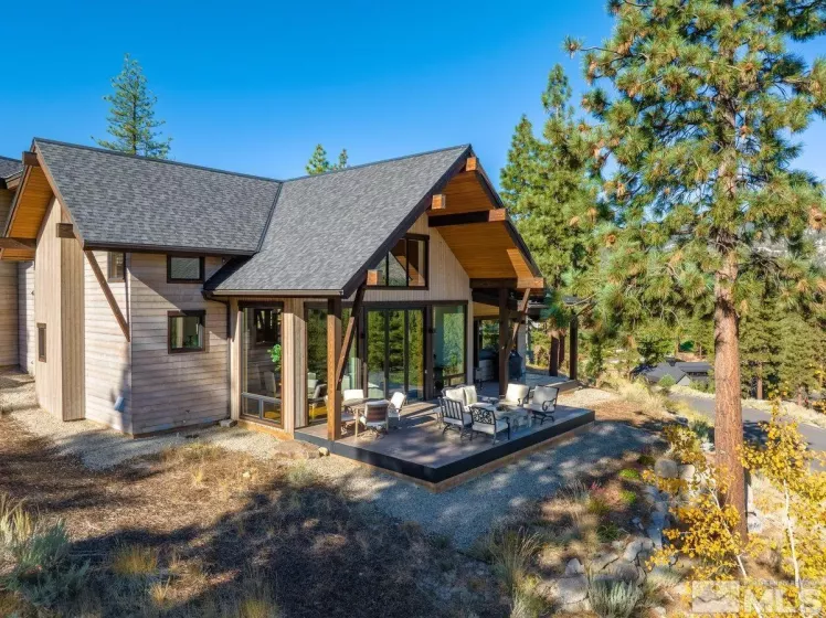 306 Senecas, Carson City, Nevada 89705, 3 Bedrooms Bedrooms, ,4 BathroomsBathrooms,Residential,Residential,Senecas,240012663