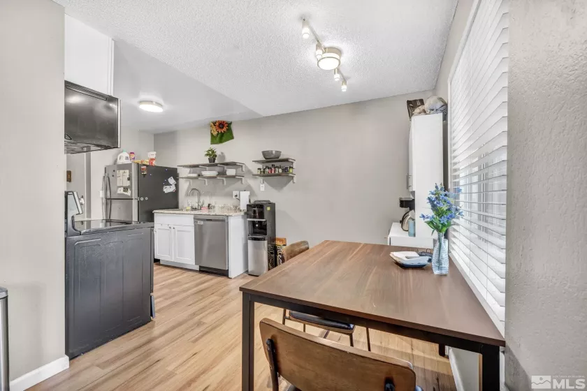 4602 Neil, Reno, Nevada 89502, 2 Bedrooms Bedrooms, ,1 BathroomBathrooms,Residential,Residential,Neil,240012453