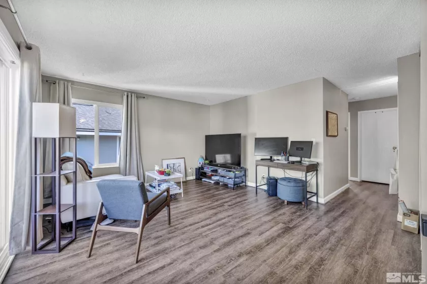 4602 Neil, Reno, Nevada 89502, 2 Bedrooms Bedrooms, ,1 BathroomBathrooms,Residential,Residential,Neil,240012453