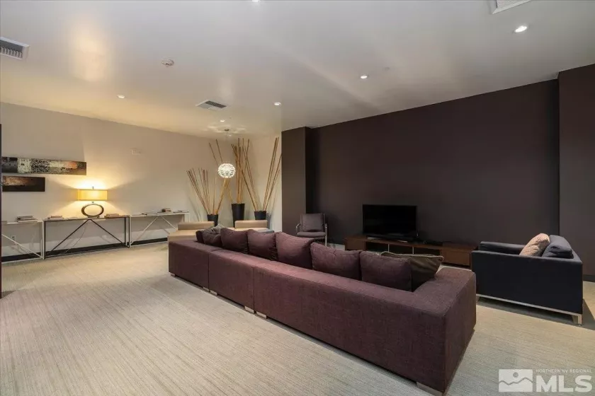 255 Sierra, Reno, Nevada 89501, 1 Bedroom Bedrooms, ,1 BathroomBathrooms,Residential,Residential,Sierra,240012466