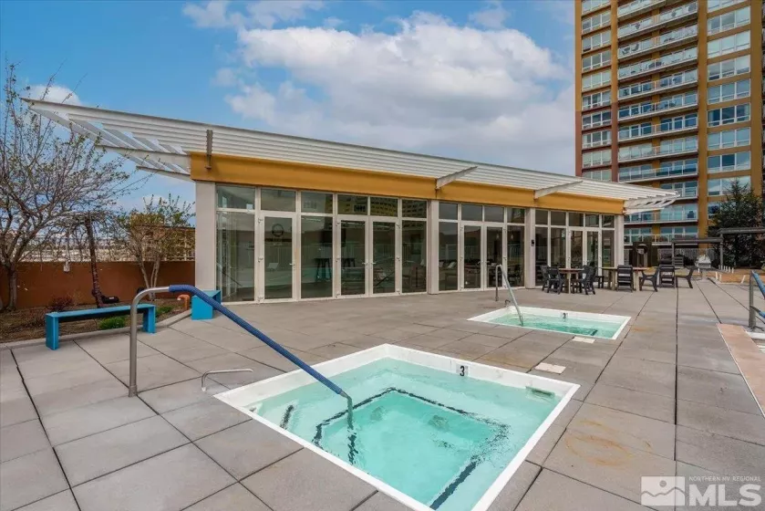 255 Sierra, Reno, Nevada 89501, 1 Bedroom Bedrooms, ,1 BathroomBathrooms,Residential,Residential,Sierra,240012466