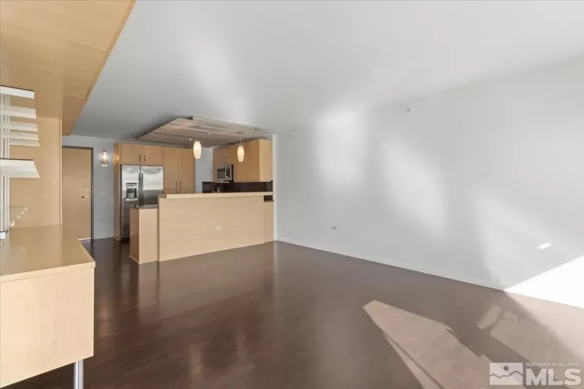 255 Sierra, Reno, Nevada 89501, 1 Bedroom Bedrooms, ,1 BathroomBathrooms,Residential,Residential,Sierra,240012466