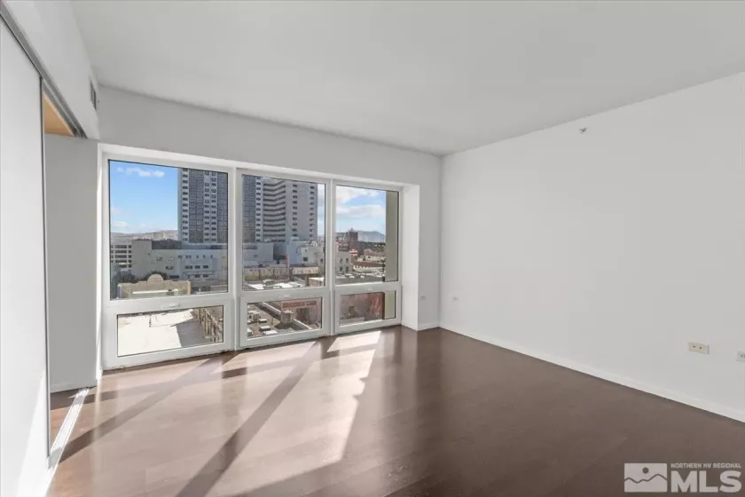 255 Sierra, Reno, Nevada 89501, 1 Bedroom Bedrooms, ,1 BathroomBathrooms,Residential,Residential,Sierra,240012466