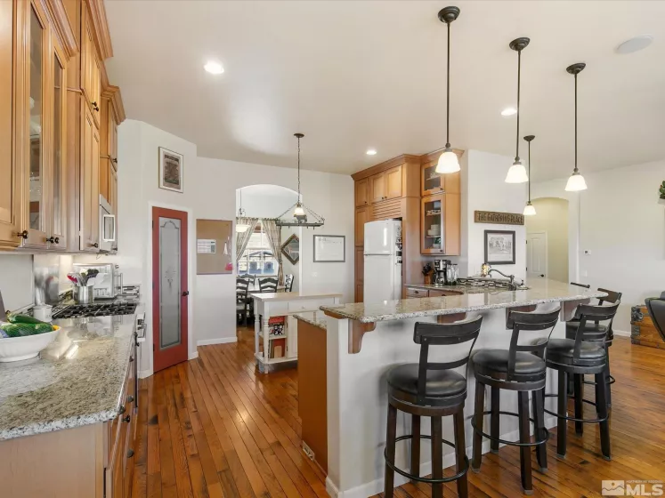 6900 Grass Valley, Reno, Nevada 89510, 4 Bedrooms Bedrooms, ,3 BathroomsBathrooms,Residential,Residential,Grass Valley,240012422