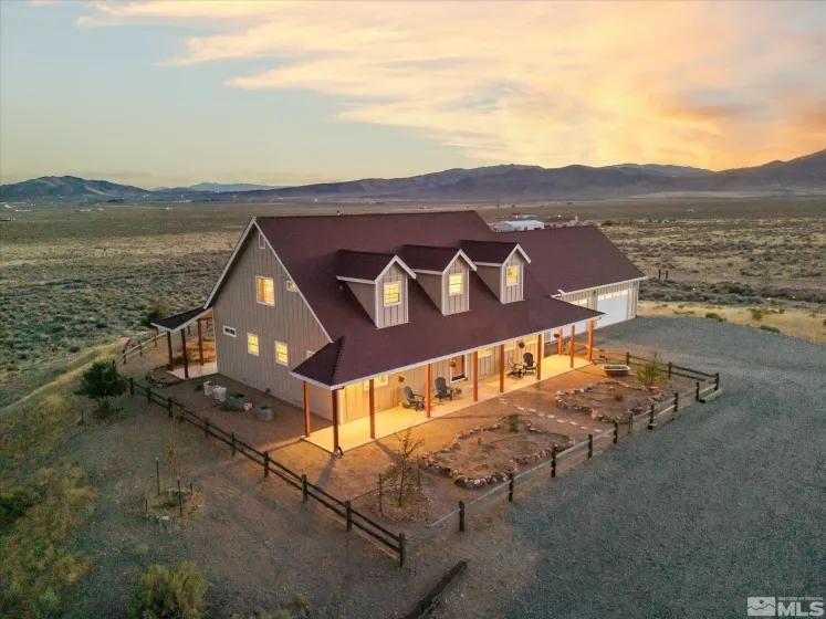 6900 Grass Valley, Reno, Nevada 89510, 4 Bedrooms Bedrooms, ,3 BathroomsBathrooms,Residential,Residential,Grass Valley,240012422