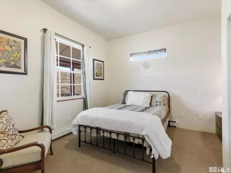6900 Grass Valley, Reno, Nevada 89510, 4 Bedrooms Bedrooms, ,3 BathroomsBathrooms,Residential,Residential,Grass Valley,240012422