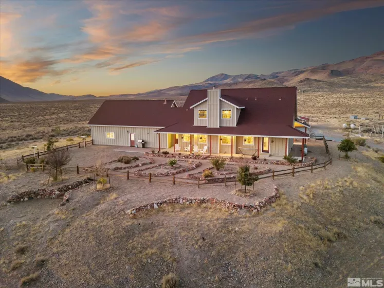 6900 Grass Valley, Reno, Nevada 89510, 4 Bedrooms Bedrooms, ,3 BathroomsBathrooms,Residential,Residential,Grass Valley,240012422