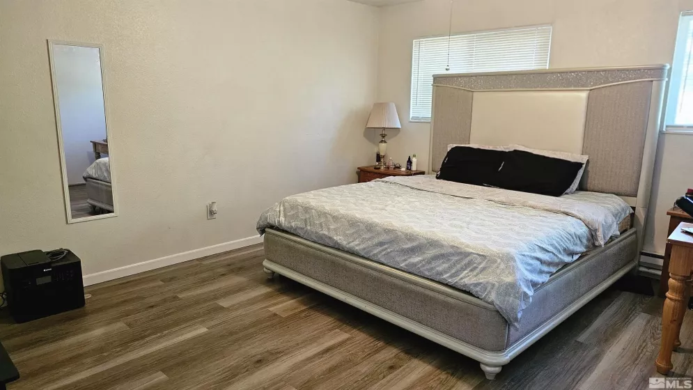 387 Smithridge, Reno, Nevada 89502, 2 Bedrooms Bedrooms, ,2 BathroomsBathrooms,Residential,Residential,Smithridge,240012403