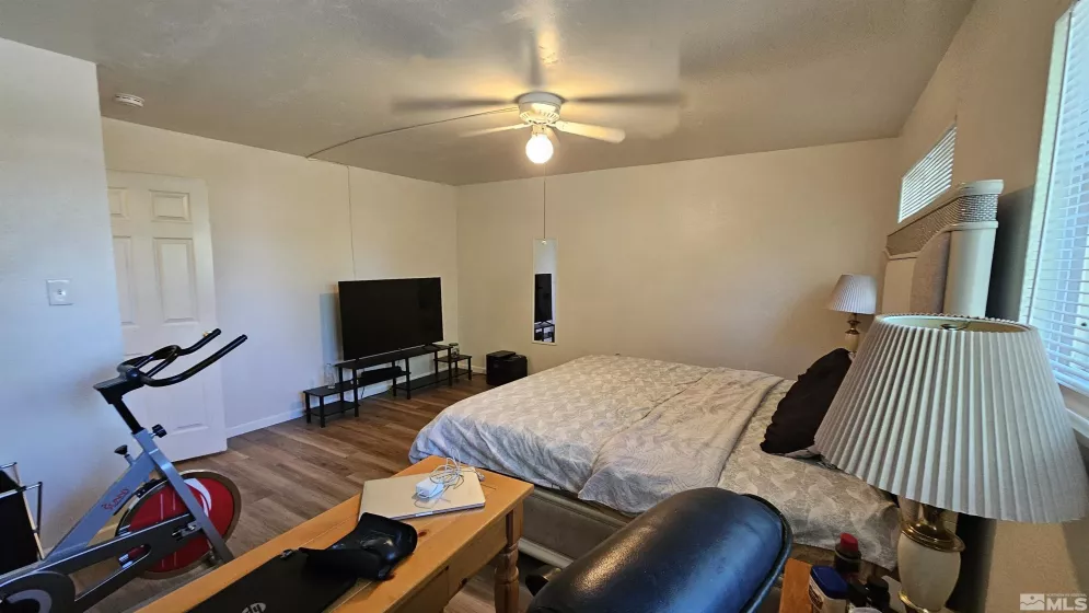 387 Smithridge, Reno, Nevada 89502, 2 Bedrooms Bedrooms, ,2 BathroomsBathrooms,Residential,Residential,Smithridge,240012403