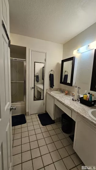 387 Smithridge, Reno, Nevada 89502, 2 Bedrooms Bedrooms, ,2 BathroomsBathrooms,Residential,Residential,Smithridge,240012403