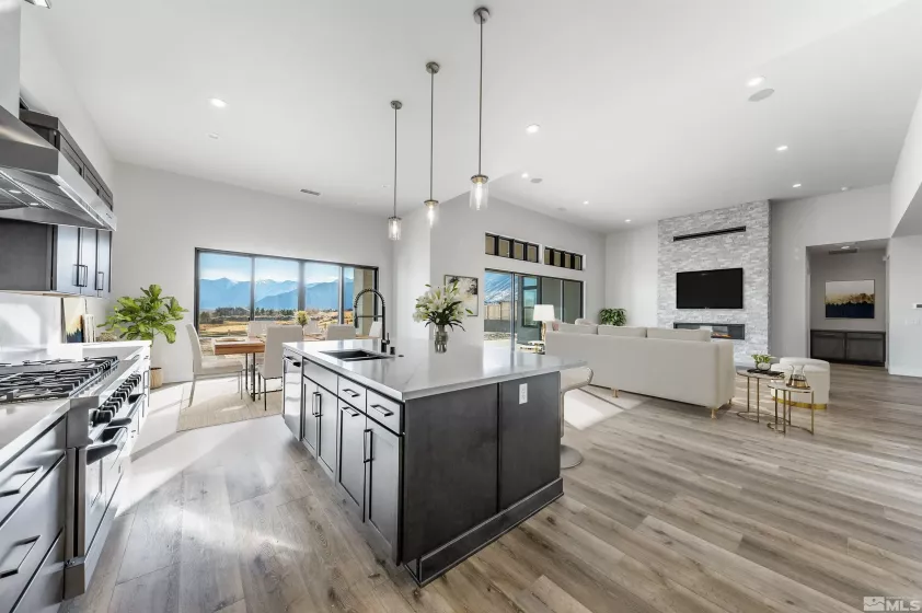 2935 Sunlit, Genoa, Nevada 89411, 3 Bedrooms Bedrooms, ,4 BathroomsBathrooms,Residential,Residential,Sunlit,240011878