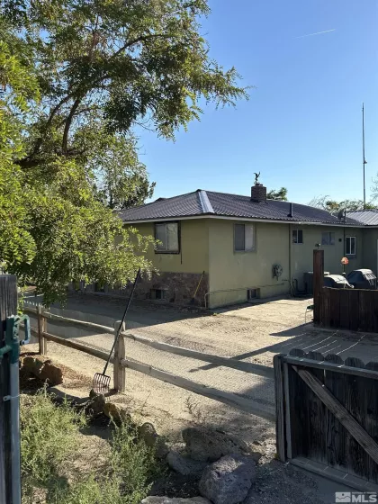 13200 carson, Fallon, Nevada 89406, 8 Bedrooms Bedrooms, ,5 BathroomsBathrooms,Residential,Residential,carson,240011432