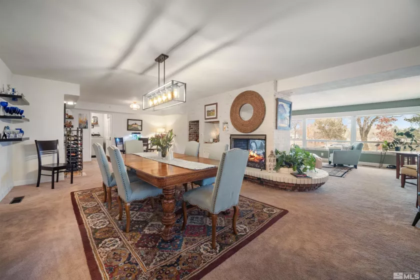 2075 Lakeside, Reno, Nevada 89509, 4 Bedrooms Bedrooms, ,4 BathroomsBathrooms,Residential,Residential,Lakeside,250001724