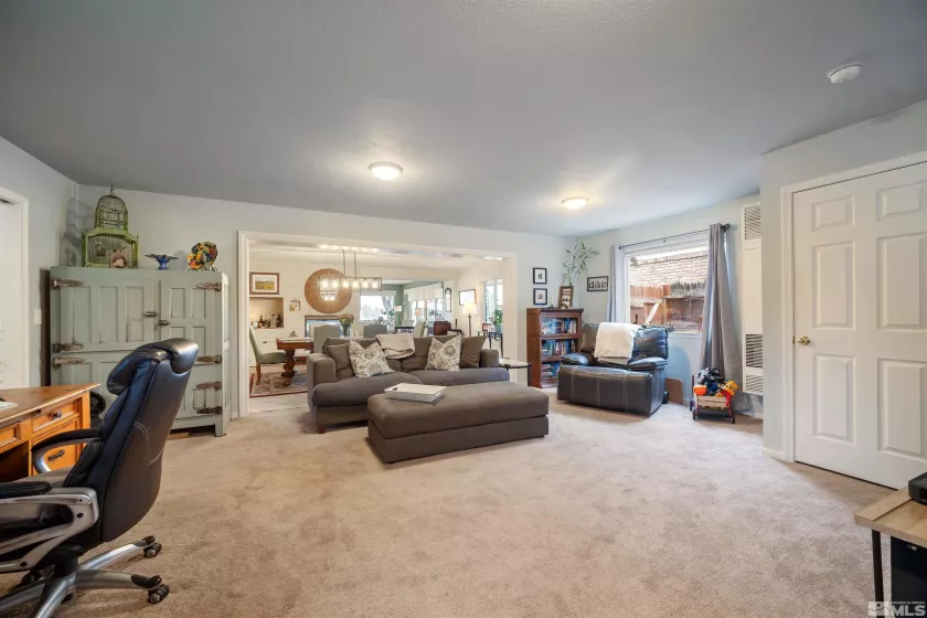 2075 Lakeside, Reno, Nevada 89509, 4 Bedrooms Bedrooms, ,4 BathroomsBathrooms,Residential,Residential,Lakeside,250001724