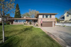 2075 Lakeside, Reno, Nevada 89509, 4 Bedrooms Bedrooms, ,4 BathroomsBathrooms,Residential,Residential,Lakeside,250001724