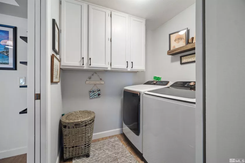 2075 Lakeside, Reno, Nevada 89509, 4 Bedrooms Bedrooms, ,4 BathroomsBathrooms,Residential,Residential,Lakeside,250001724