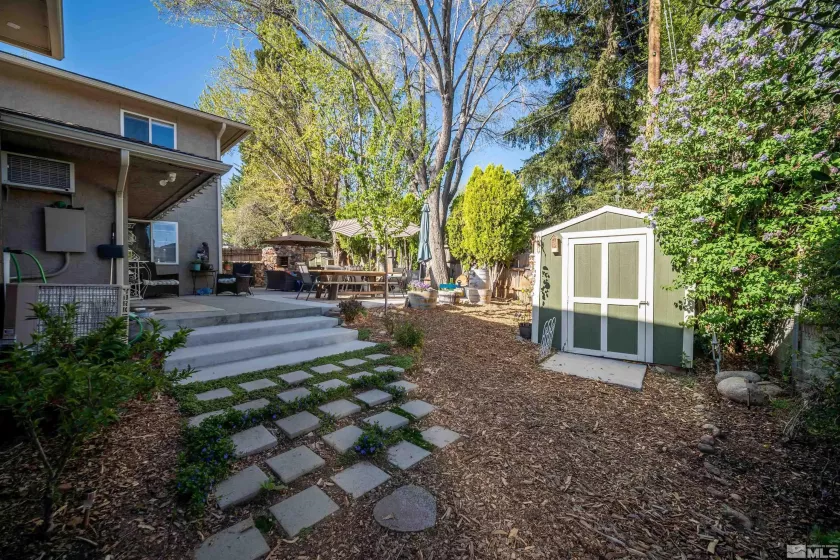 2075 Lakeside, Reno, Nevada 89509, 4 Bedrooms Bedrooms, ,4 BathroomsBathrooms,Residential,Residential,Lakeside,250001724