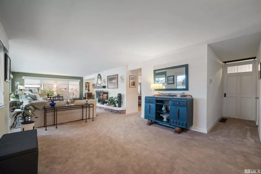 2075 Lakeside, Reno, Nevada 89509, 4 Bedrooms Bedrooms, ,4 BathroomsBathrooms,Residential,Residential,Lakeside,250001724