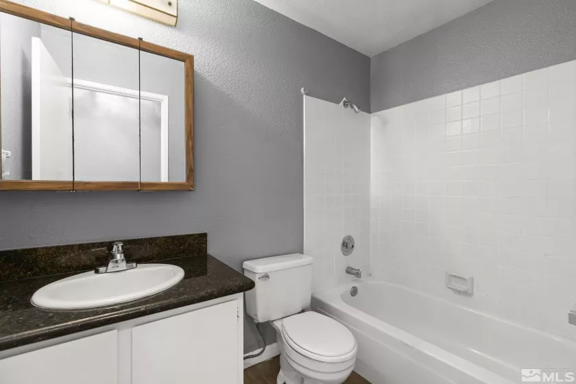 2090 Highview, Reno, Nevada 89512, 2 Bedrooms Bedrooms, ,2 BathroomsBathrooms,Residential,Residential,Highview,250006209