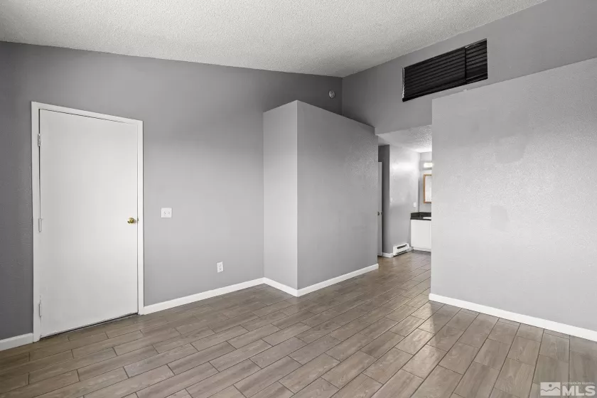 2090 Highview, Reno, Nevada 89512, 2 Bedrooms Bedrooms, ,2 BathroomsBathrooms,Residential,Residential,Highview,250006209