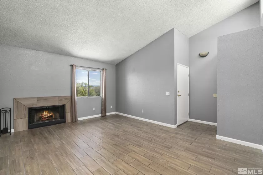 2090 Highview, Reno, Nevada 89512, 2 Bedrooms Bedrooms, ,2 BathroomsBathrooms,Residential,Residential,Highview,250006209