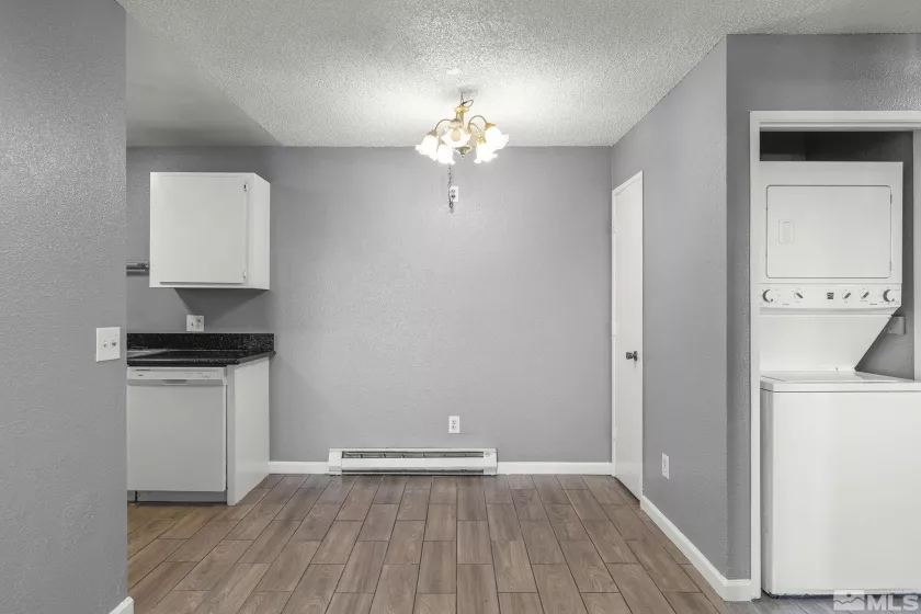 2090 Highview, Reno, Nevada 89512, 2 Bedrooms Bedrooms, ,2 BathroomsBathrooms,Residential,Residential,Highview,250006209