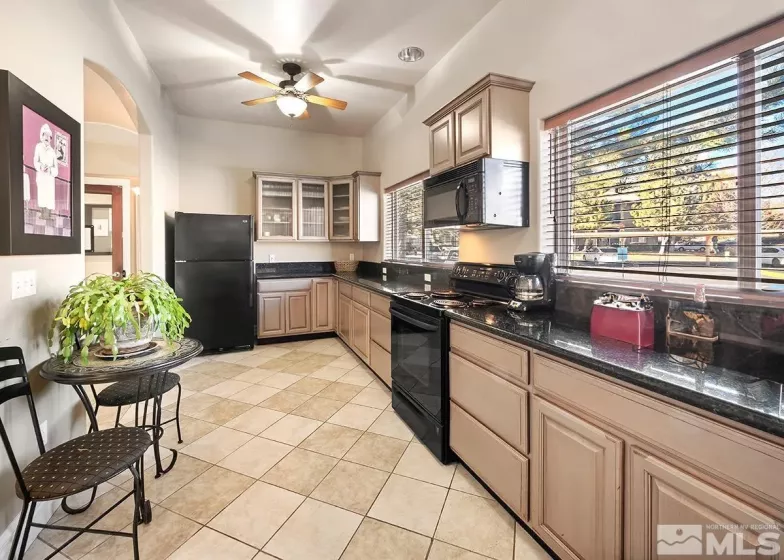 6850 Sharlands, Reno, Nevada 89523, 2 Bedrooms Bedrooms, ,2 BathroomsBathrooms,Residential,Residential,Sharlands,230013794