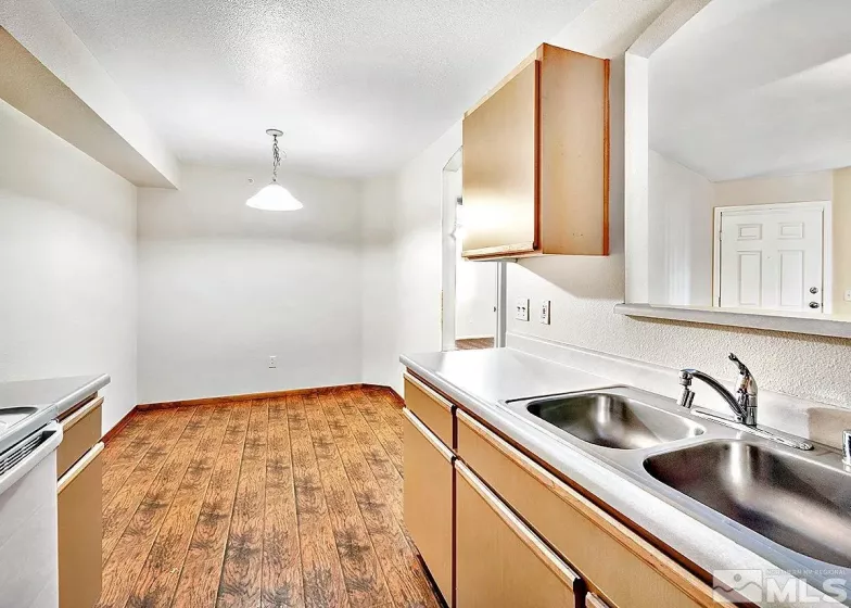 6850 Sharlands, Reno, Nevada 89523, 2 Bedrooms Bedrooms, ,2 BathroomsBathrooms,Residential,Residential,Sharlands,230013794
