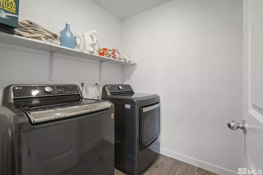 583 Iris Rainbow, Reno, Nevada 89506, 3 Bedrooms Bedrooms, ,3 BathroomsBathrooms,Residential,Residential,Iris Rainbow,250005323