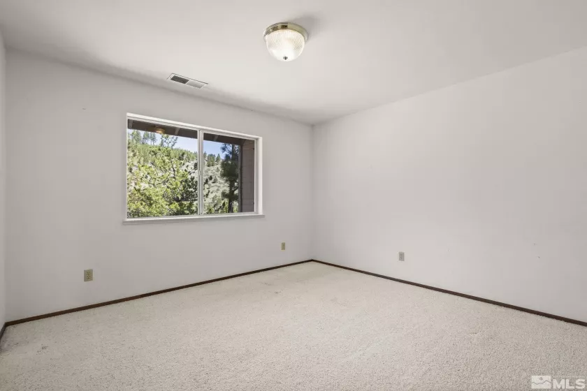 1020 Sunrise Creek, Verdi, California 89439, 4 Bedrooms Bedrooms, ,3 BathroomsBathrooms,Residential,Residential,Sunrise Creek,250005301