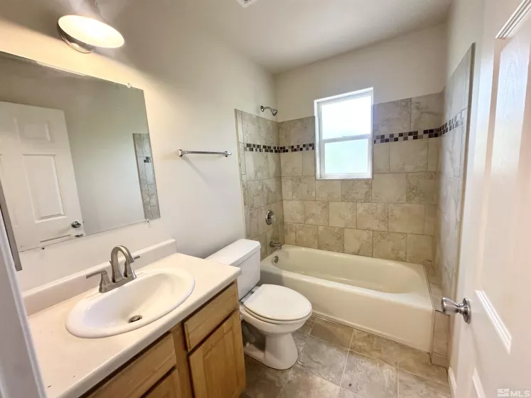 520 Taylor, Reno, Nevada 89502, 2 Bedrooms Bedrooms, ,2 BathroomsBathrooms,Residential,Residential,Taylor,250005281
