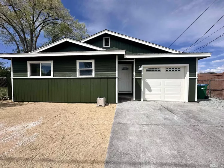 520 Taylor, Reno, Nevada 89502, 2 Bedrooms Bedrooms, ,2 BathroomsBathrooms,Residential,Residential,Taylor,250005281