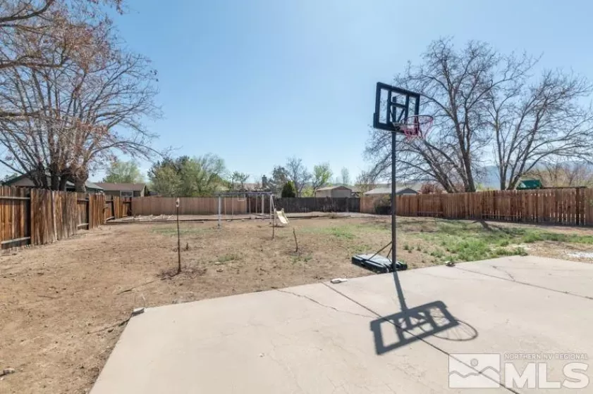 324 Occidental, Dayton, Nevada 89403, 3 Bedrooms Bedrooms, ,2 BathroomsBathrooms,Residential,Residential,Occidental,250005289