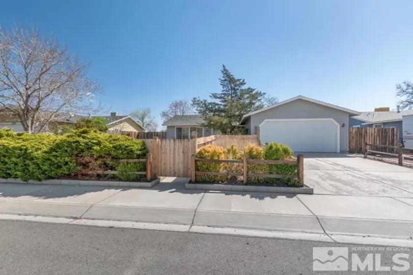 324 Occidental, Dayton, Nevada 89403, 3 Bedrooms Bedrooms, ,2 BathroomsBathrooms,Residential,Residential,Occidental,250005289