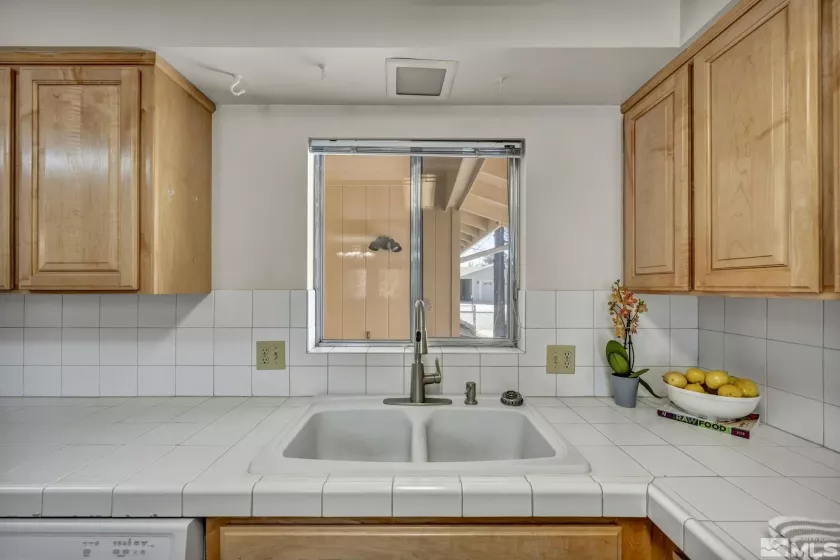 1308 Fremont, Carson City, Nevada 89701, 3 Bedrooms Bedrooms, ,2 BathroomsBathrooms,Residential,Residential,Fremont,250005238