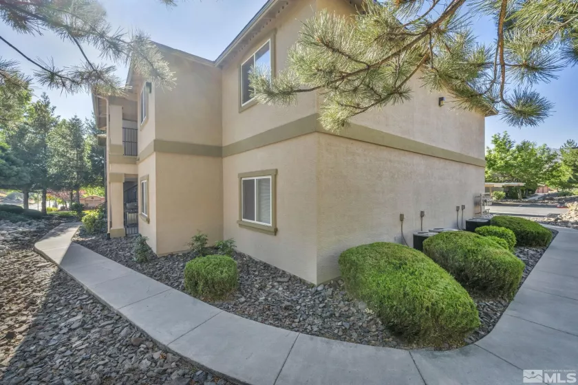 6850 Sharlands, Reno, Nevada 89523, 2 Bedrooms Bedrooms, ,2 BathroomsBathrooms,Residential,Residential,Sharlands,250005226