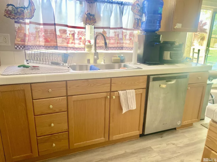 279 Jordan, Fernley, Nevada 89408, 4 Bedrooms Bedrooms, ,3 BathroomsBathrooms,Residential,Residential,Jordan,250005207