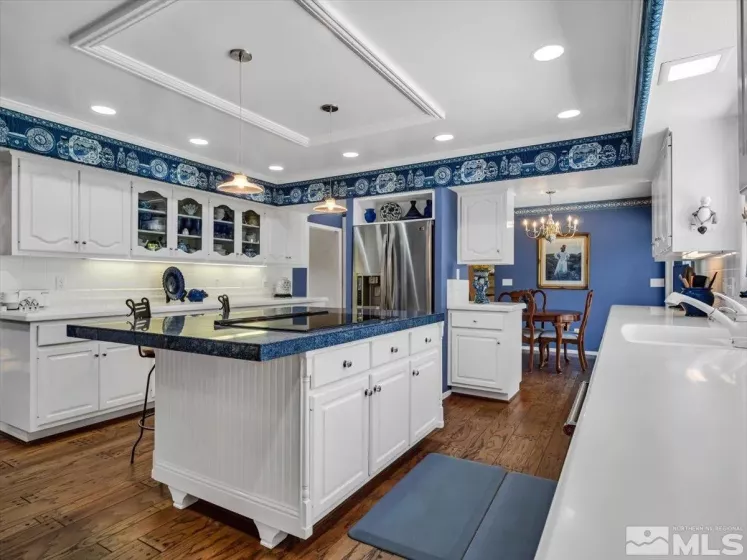 2424 Manhattan, Carson City, Nevada 89703, 5 Bedrooms Bedrooms, ,5 BathroomsBathrooms,Residential,Residential,Manhattan,250005189
